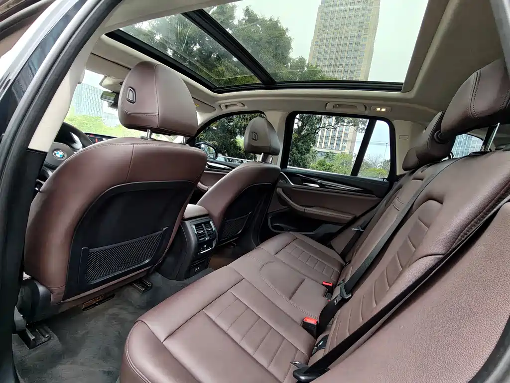 BMW X3 — миниатюра 6