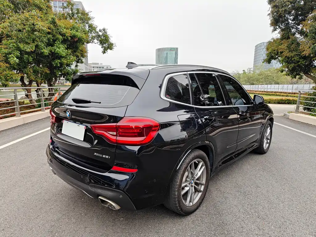 BMW X3 — миниатюра 7