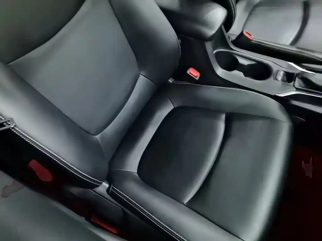 Toyota Corolla Cross — миниатюра 25