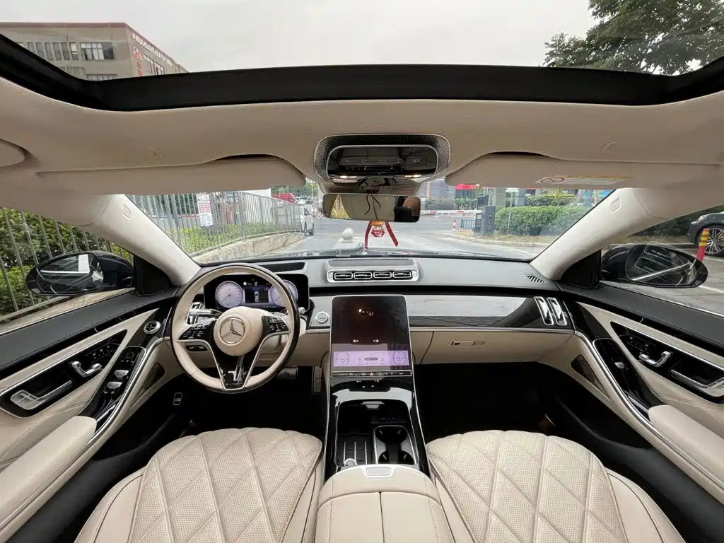Mercedes-Benz S-Class — миниатюра 17