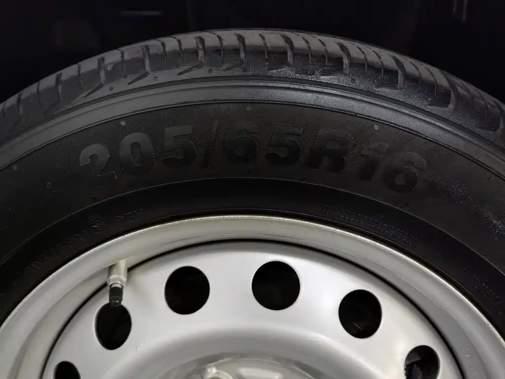 Wuling Hongguang PLUS — миниатюра 24