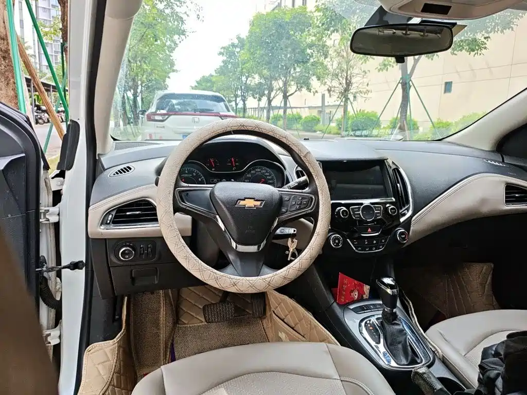 Chevrolet Cruze — миниатюра 3
