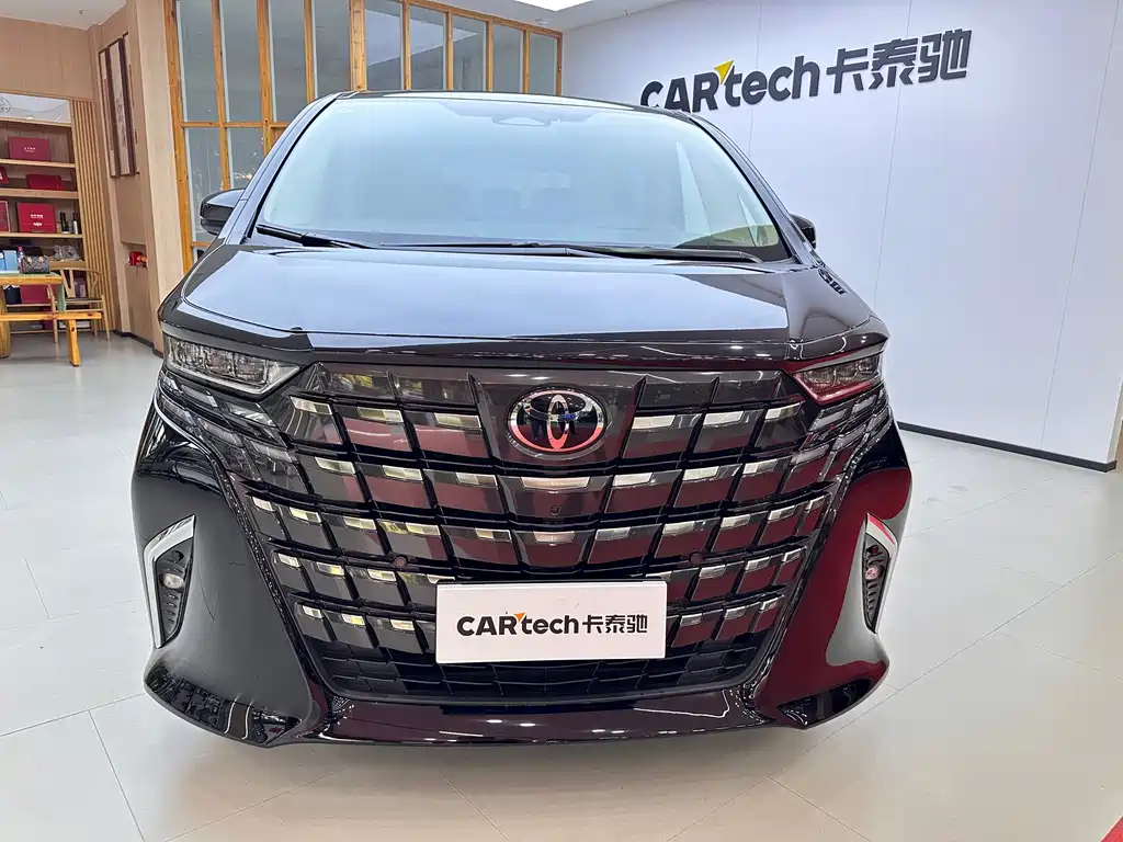 Toyota Alphard — миниатюра 2