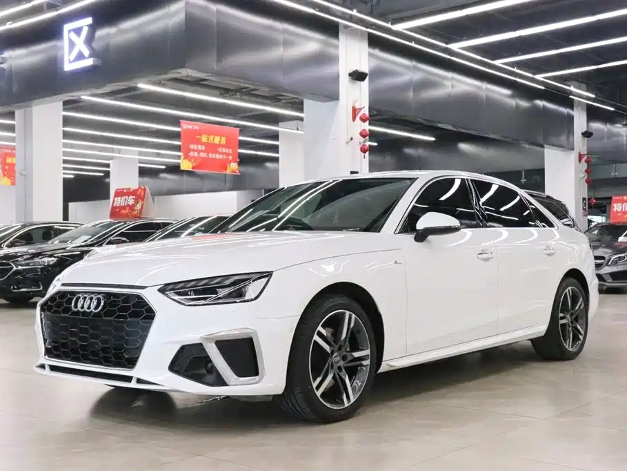 Audi A4L 2021