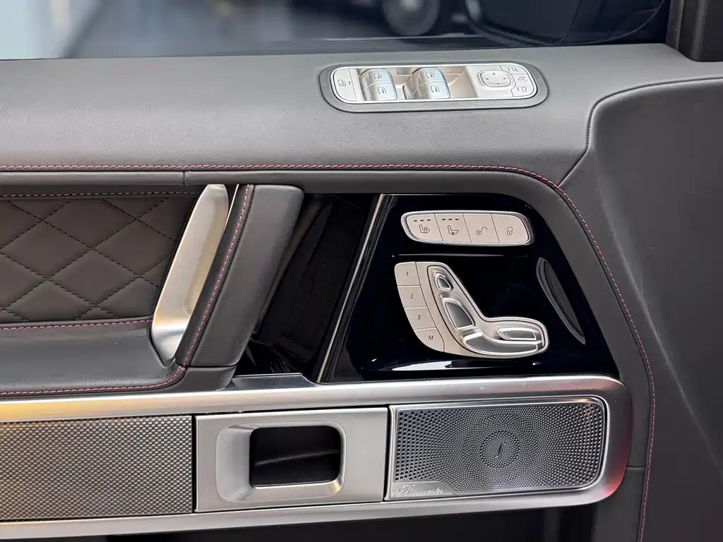 Mercedes-Benz G-Class — миниатюра 10