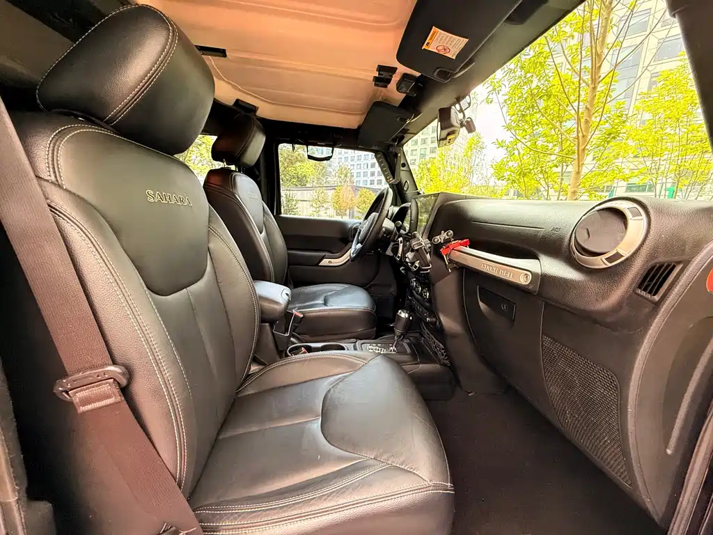 Jeep Wrangler — миниатюра 9