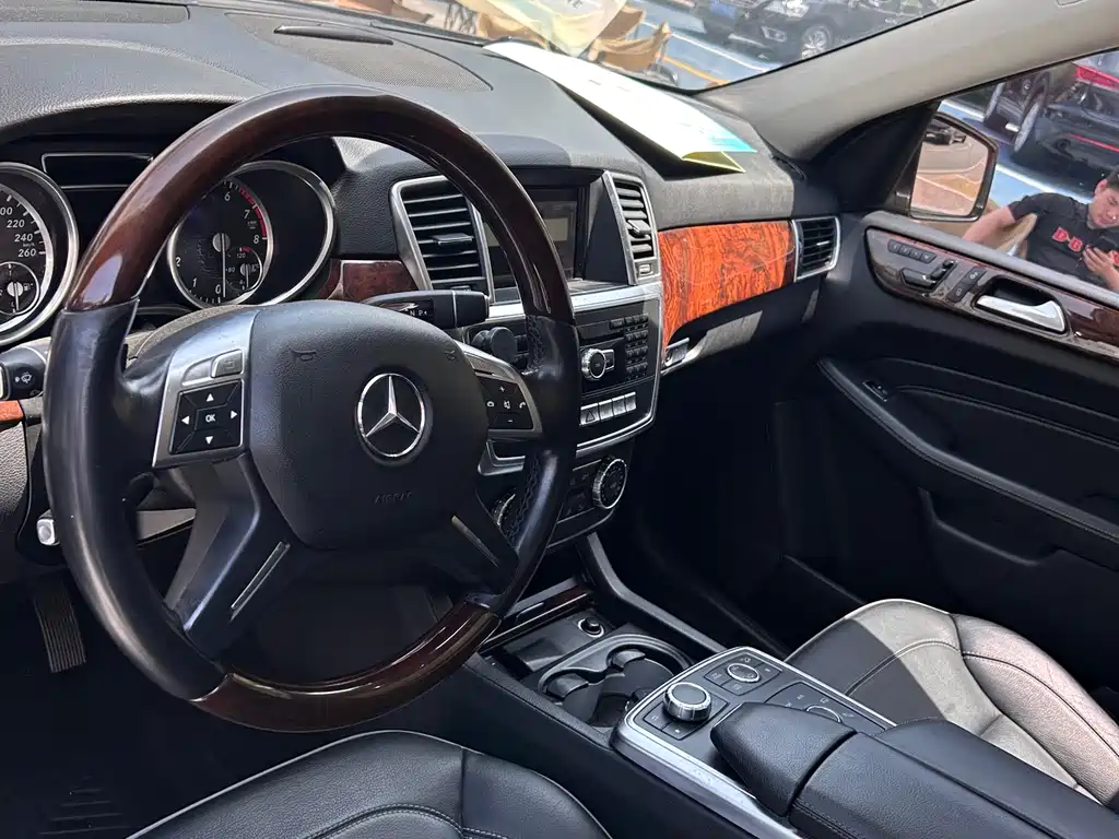 Mercedes-Benz M 2014 ML 400 4MATIC Luxury