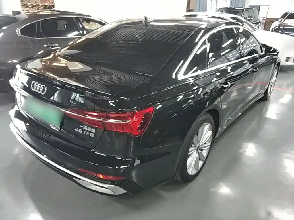 Audi A6L — миниатюра 7
