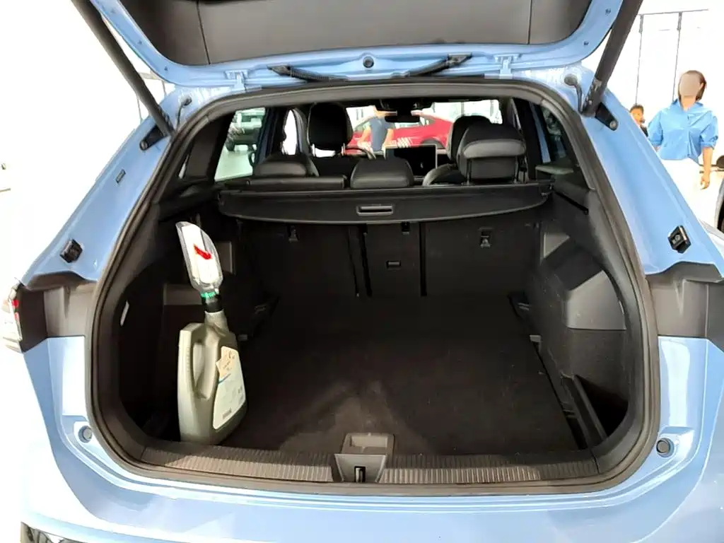 Volkswagen Tiguan L — миниатюра 19