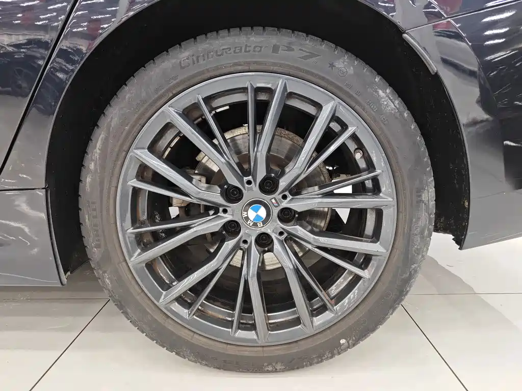 BMW 3 Series — миниатюра 17