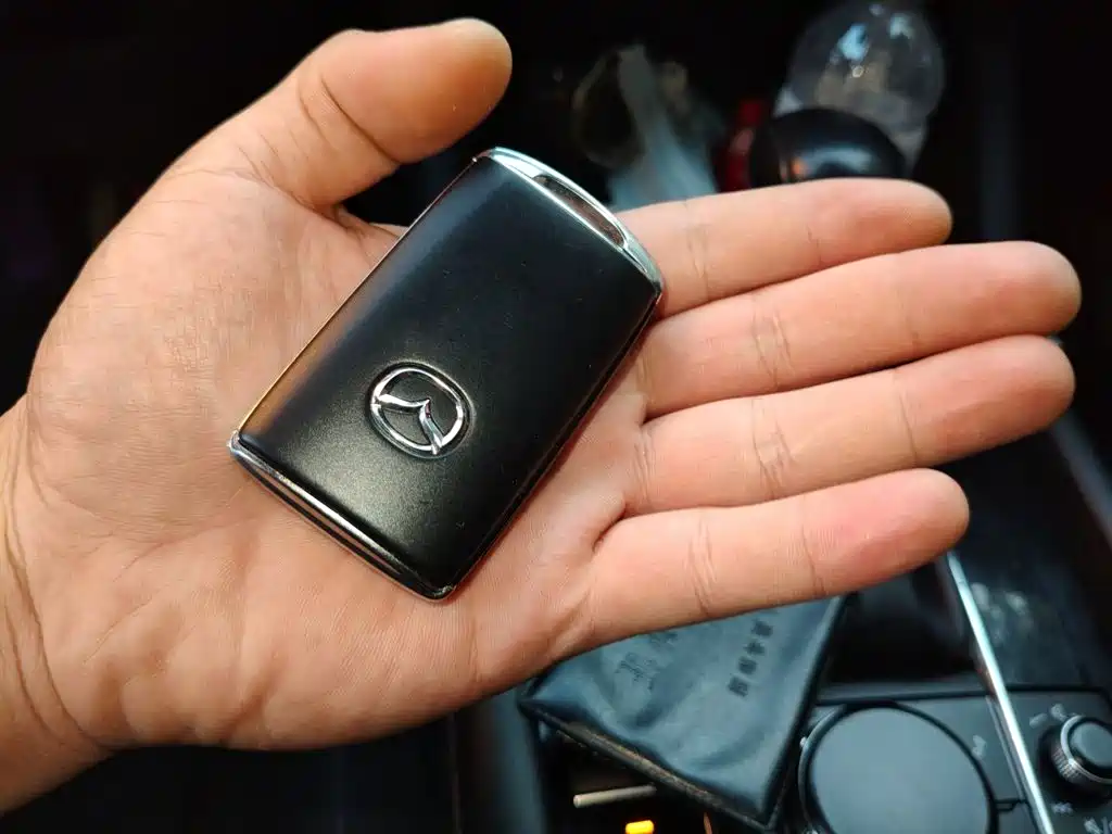 Mazda 3 Axela — миниатюра 12