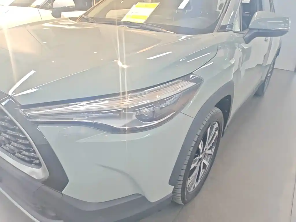 Toyota Corolla Cross — миниатюра 24