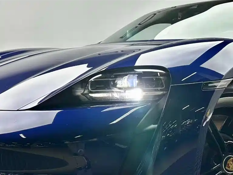 Porsche Taycan 2020 Taycan
