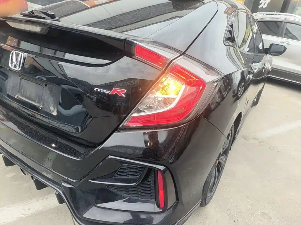 Honda Civic — миниатюра 8