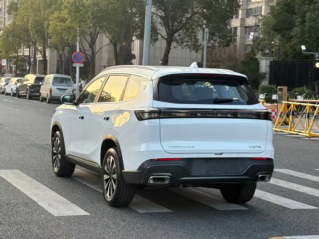 CHERY TIGGO 8 PLUS