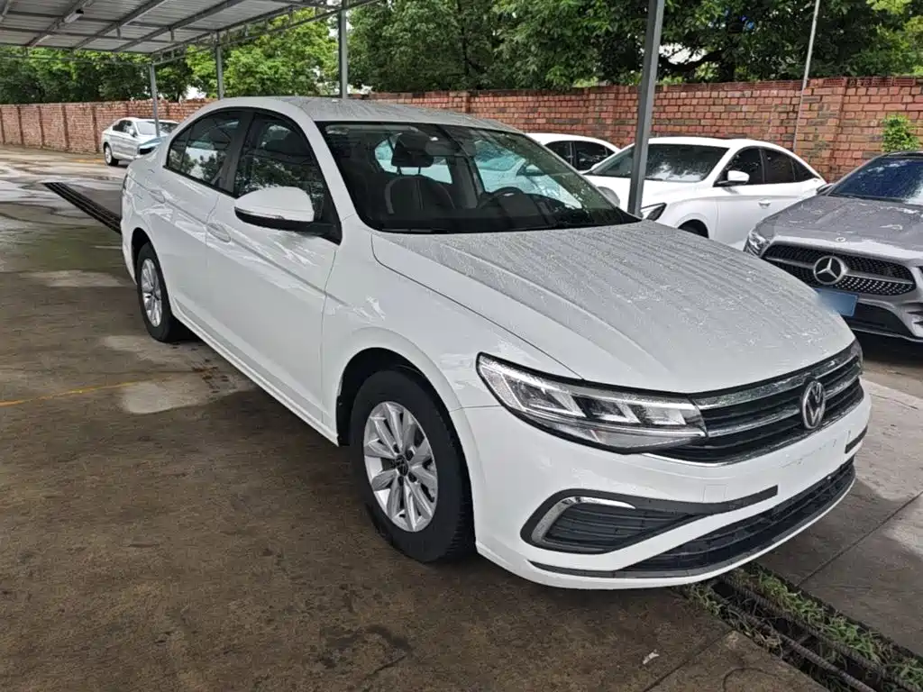 Volkswagen Bora — миниатюра 4