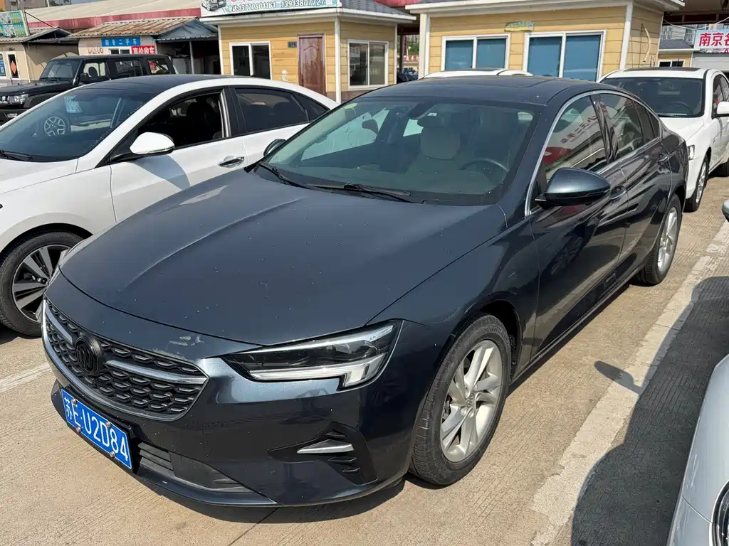 Buick Regal 2021