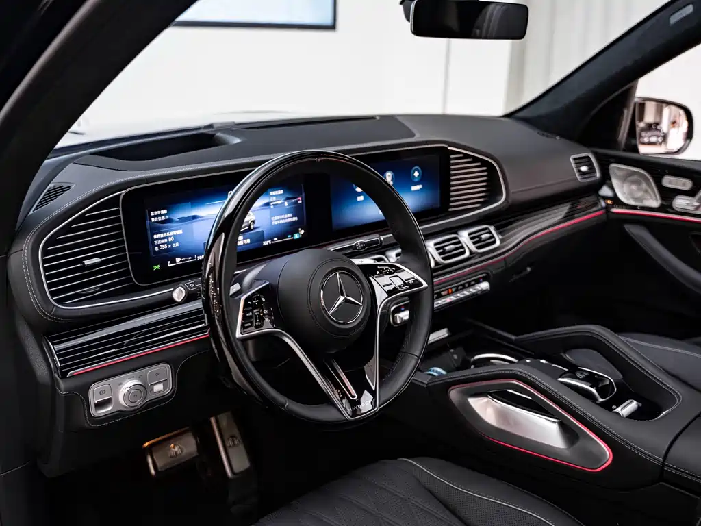 Mercedes-Benz GLS — миниатюра 8