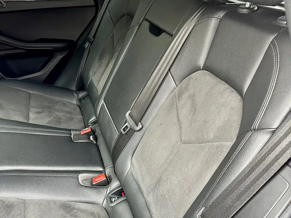 Porsche Macan - фото 41