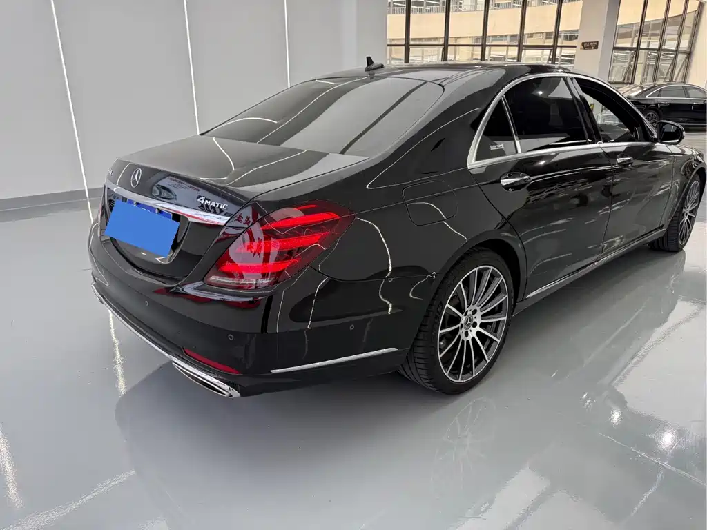 Mercedes-Benz S-Class — миниатюра 18