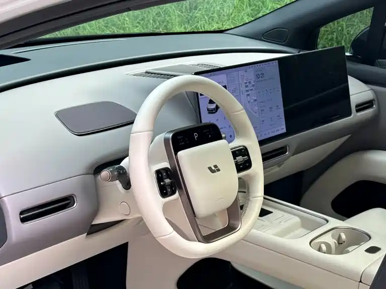 Li Auto Идеальный i6 — миниатюра 6