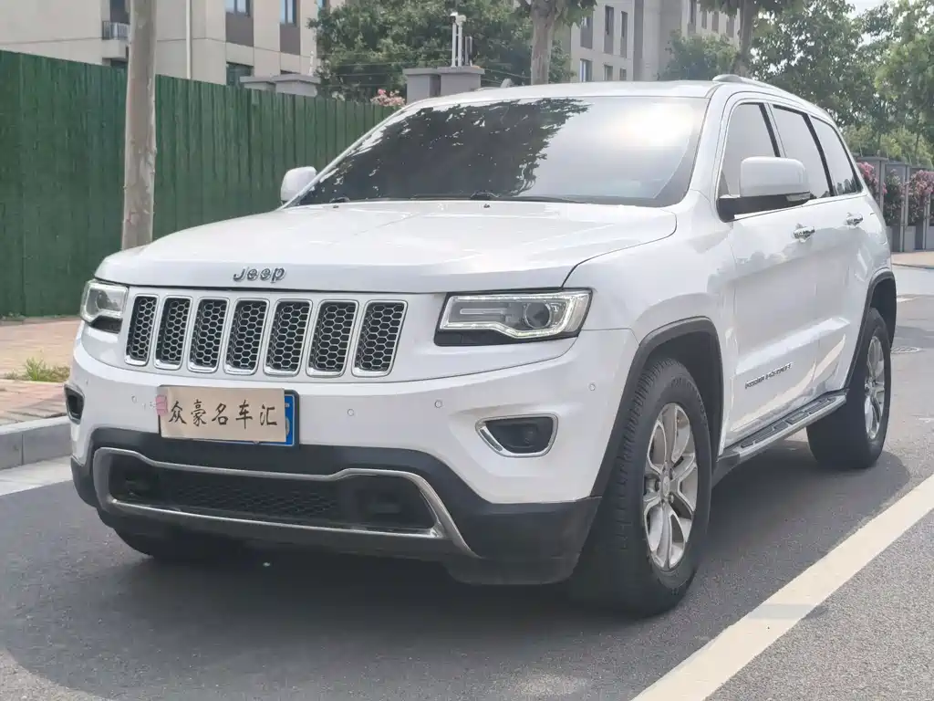 Jeep Grand Cherokee (Import) 2014
