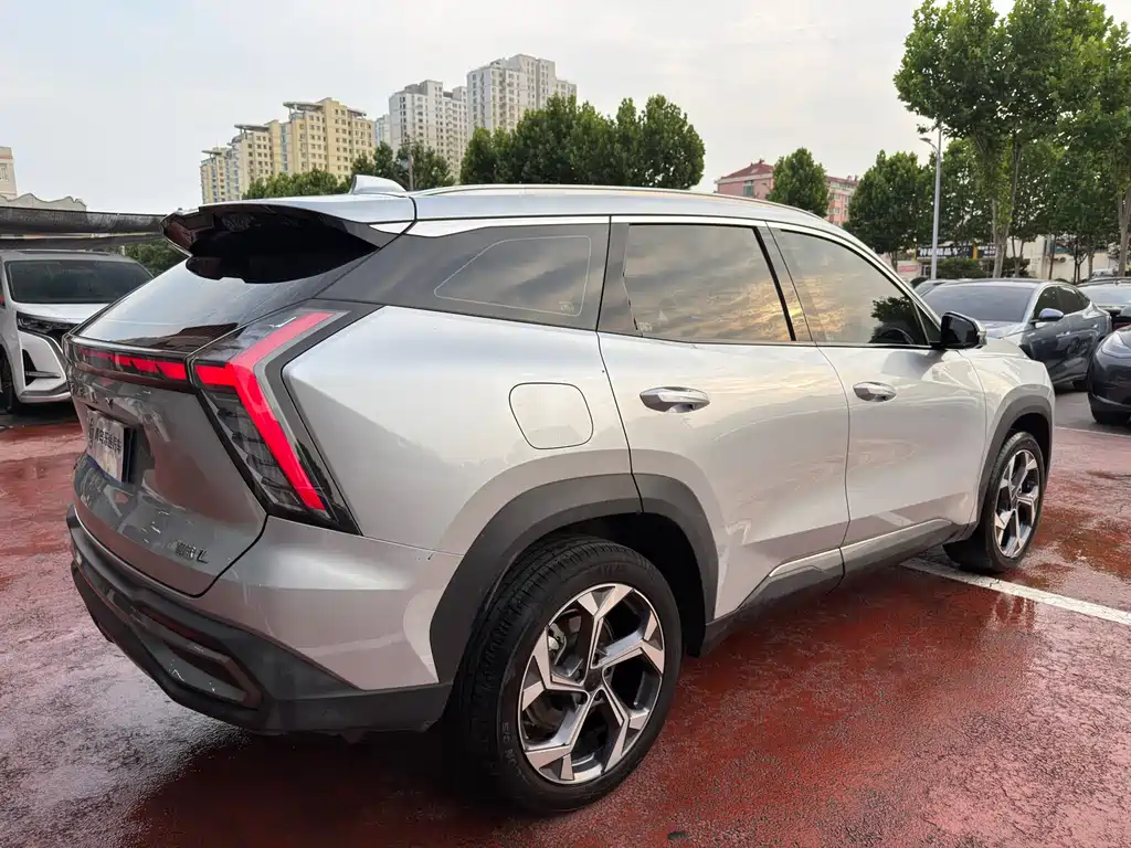 Geely Boyue L L 2023 1.5TD DCT Luxury