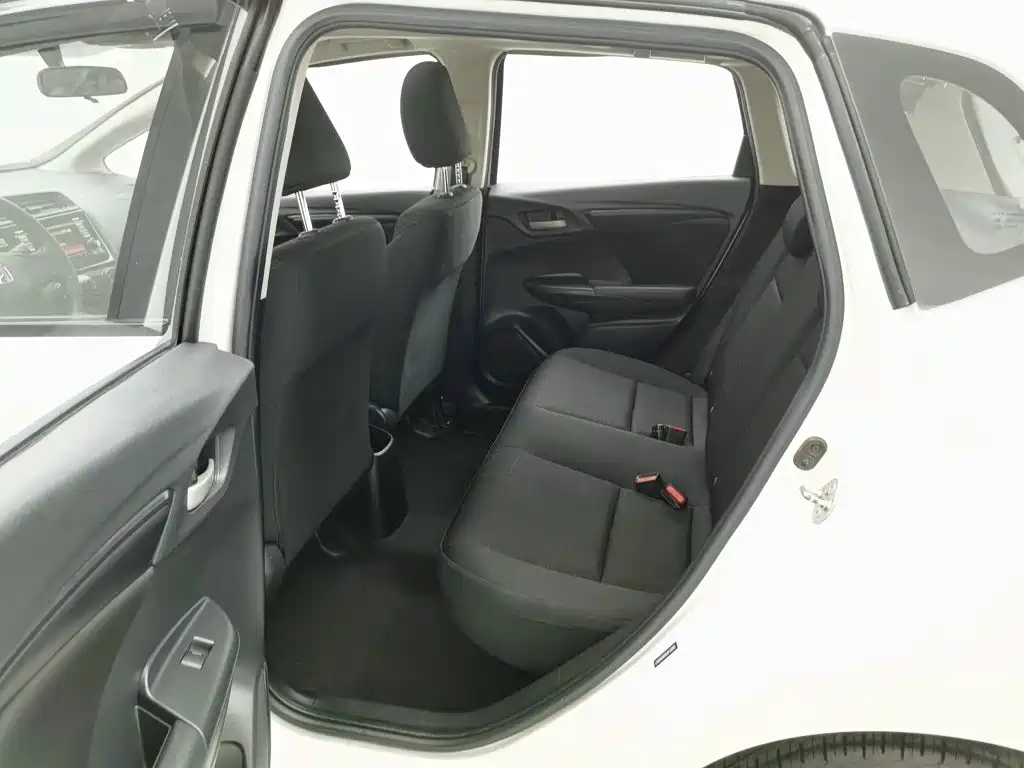 Honda Fit — миниатюра 15
