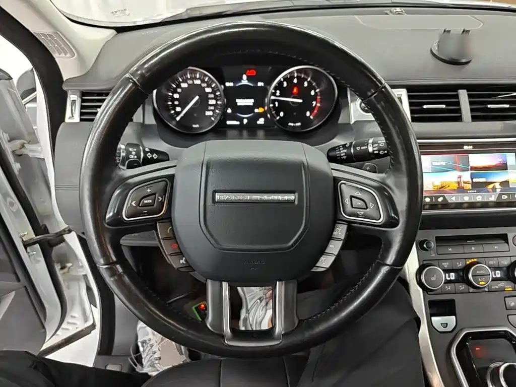 Land Rover Evoque — миниатюра 11