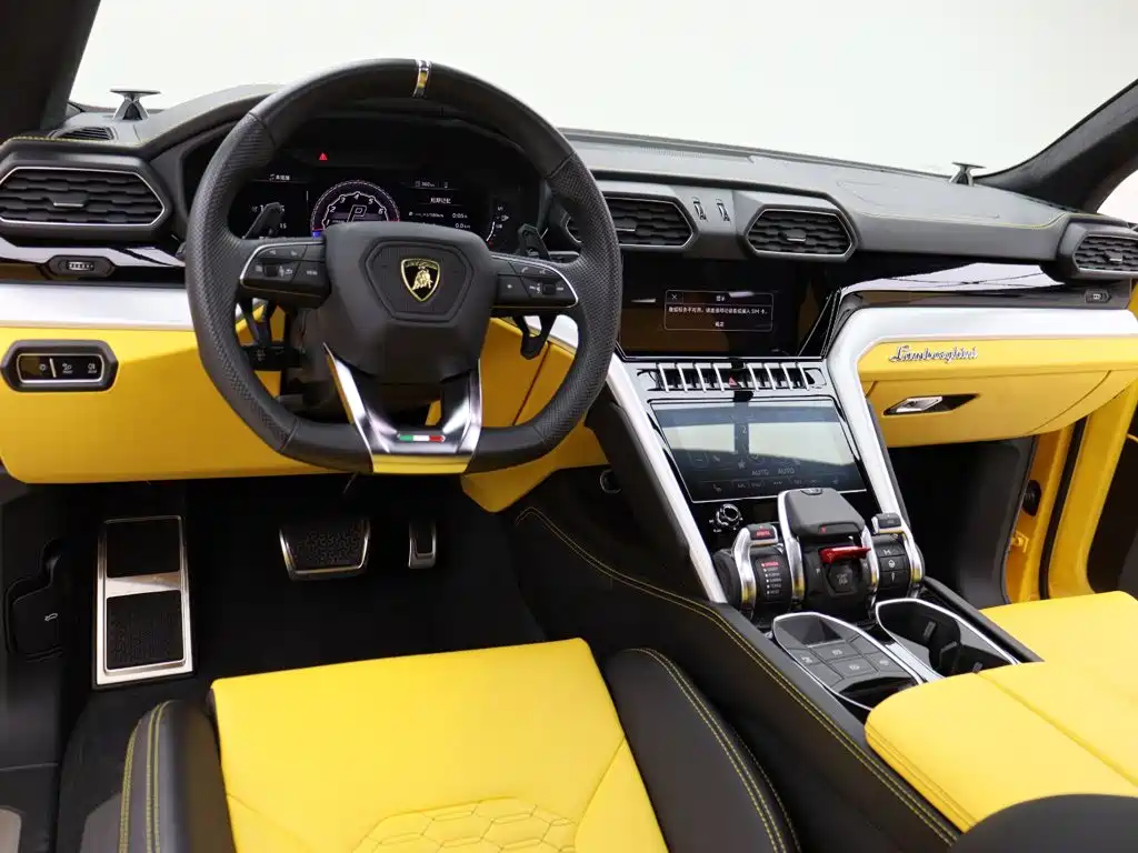 Lamborghini Urus — миниатюра 9