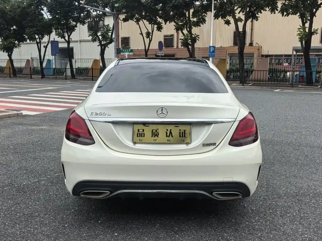 Mercedes-Benz C-Class — миниатюра 8