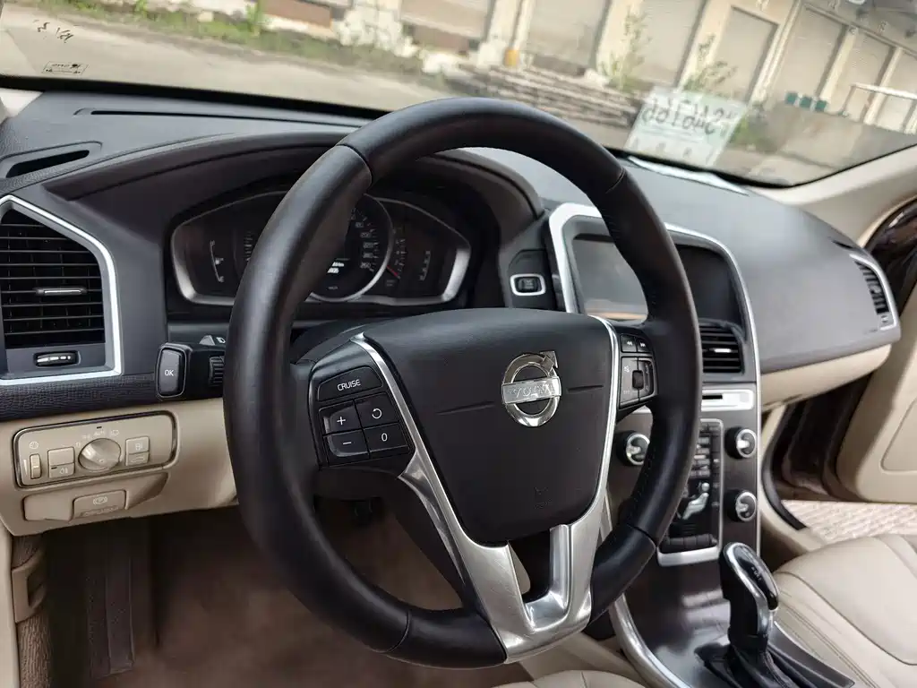 Volvo XC60 (Import) — миниатюра 19