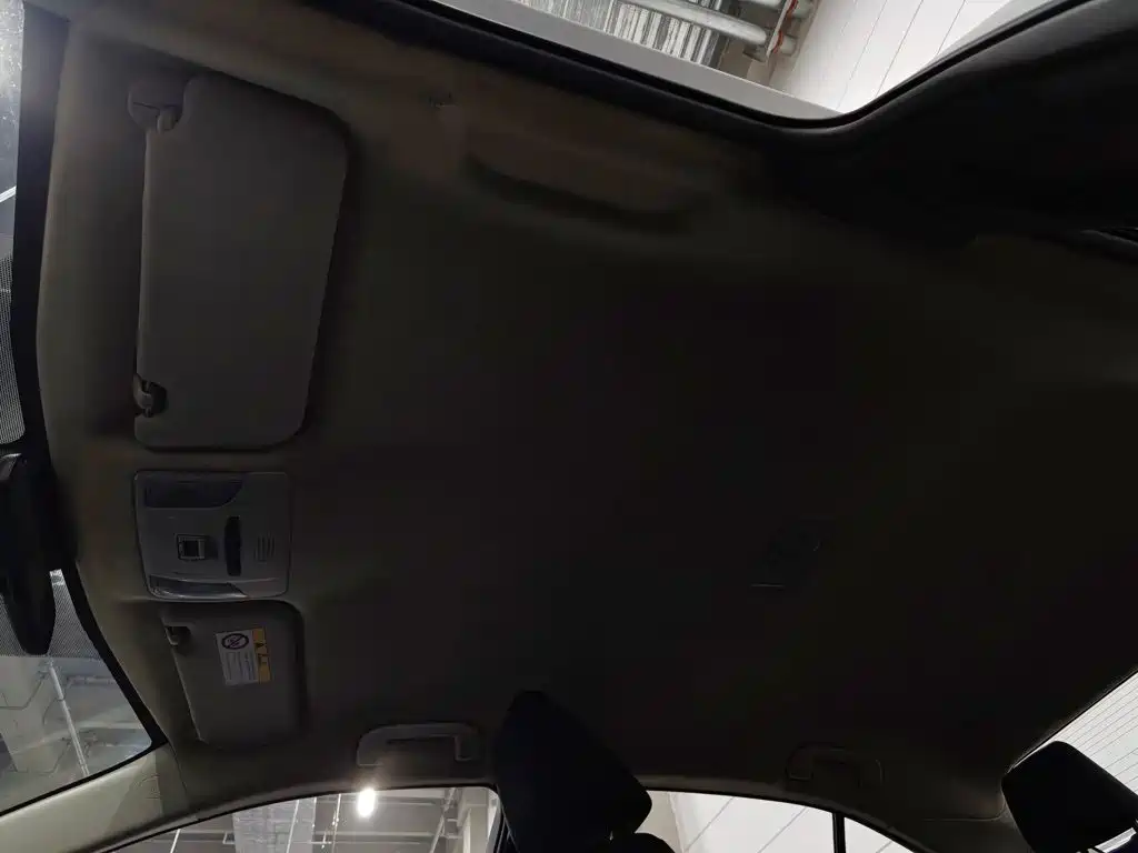 Toyota Corolla — миниатюра 14