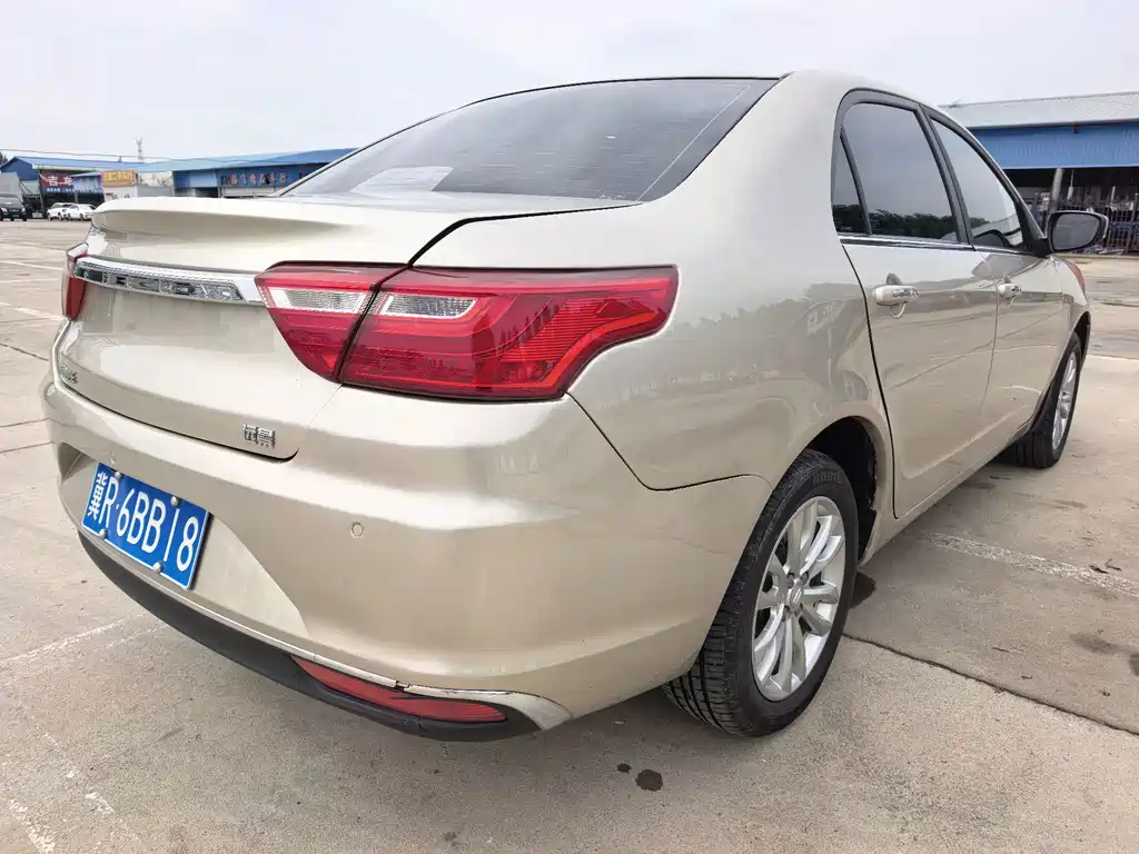 Geely Vision — миниатюра 4