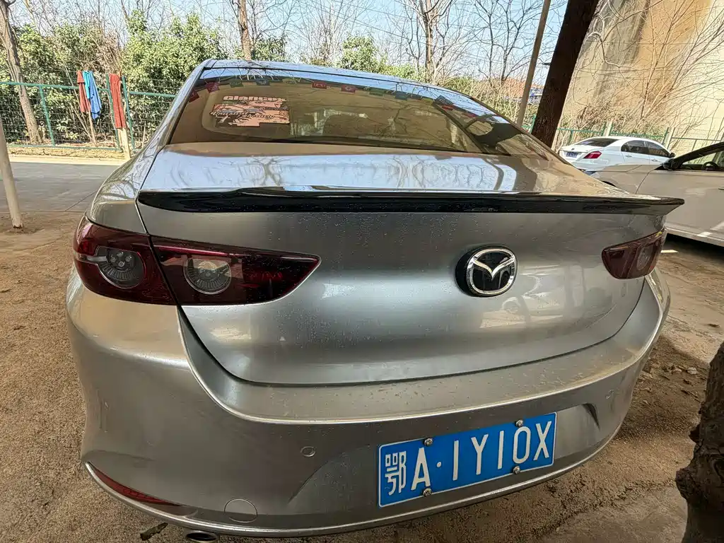 MAZDA 3 ANGKESAILA