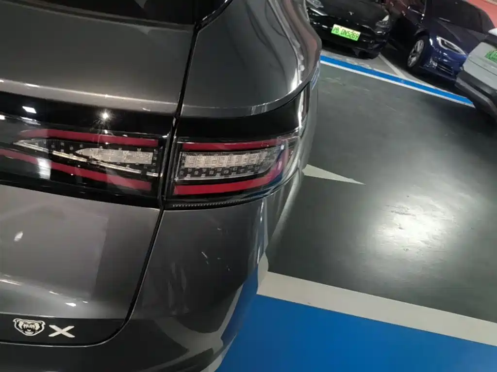 Volkswagen ID.4 X