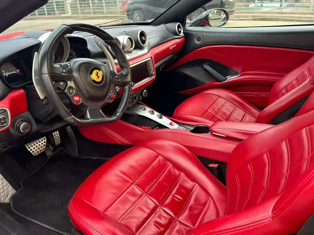 Ferrari California T — миниатюра 4