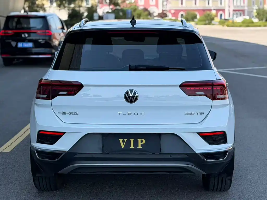 Volkswagen T-Roc — миниатюра 4