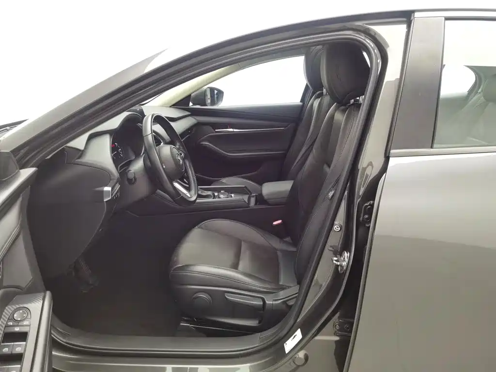 Mazda 3 Axela — миниатюра 10