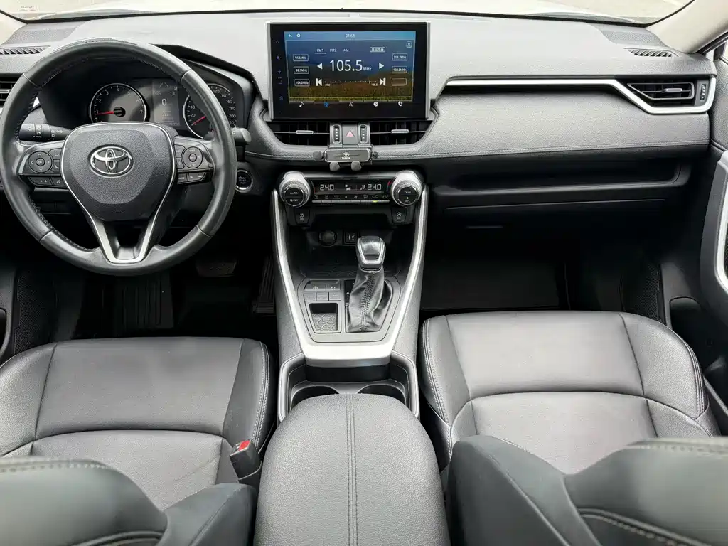 Toyota Wildlander — миниатюра 5