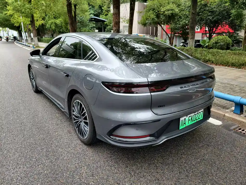 BYD Han — миниатюра 7
