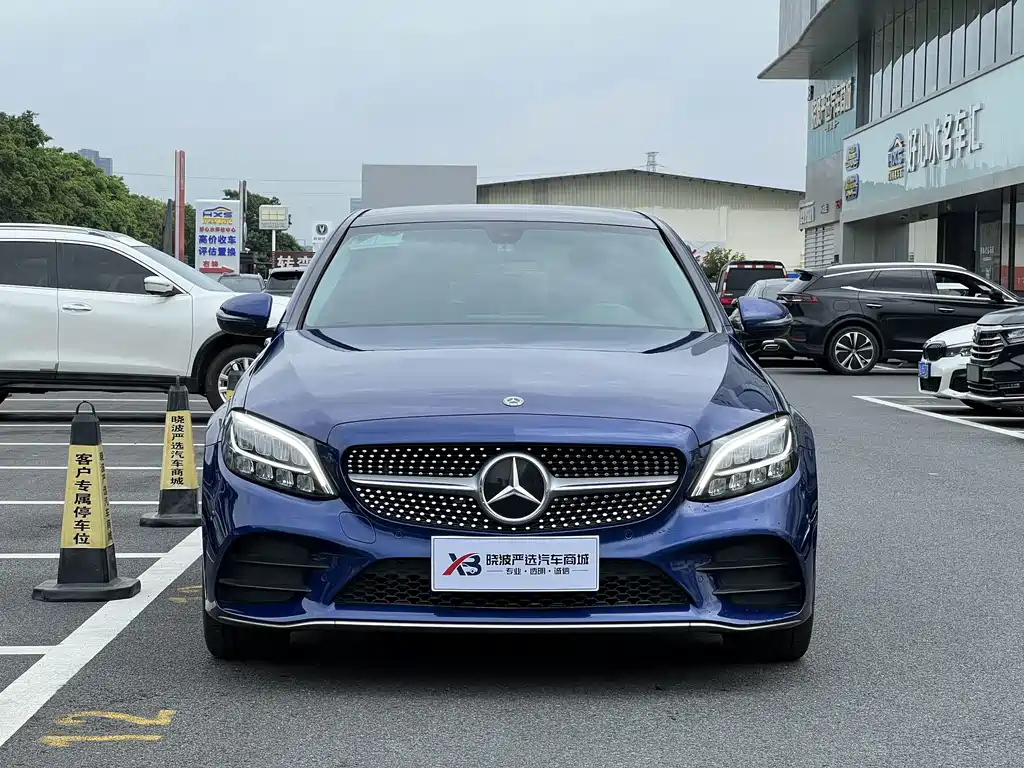 Mercedes-Benz C-Class — миниатюра 2