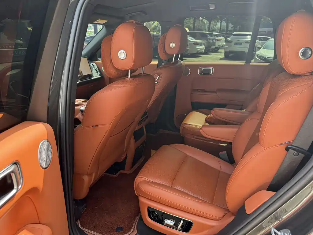 Li Auto Li L8 — миниатюра 8