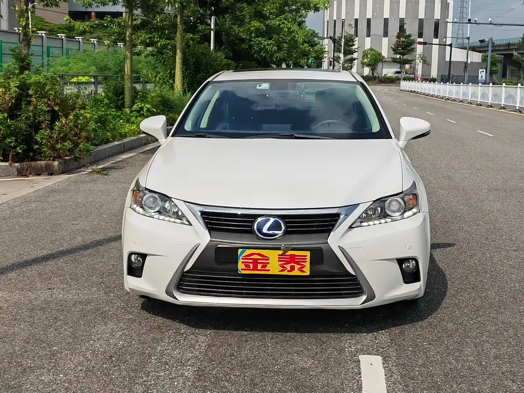 Lexus CT