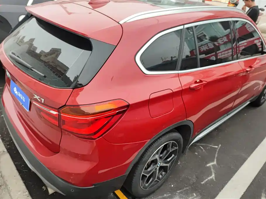BMW X1