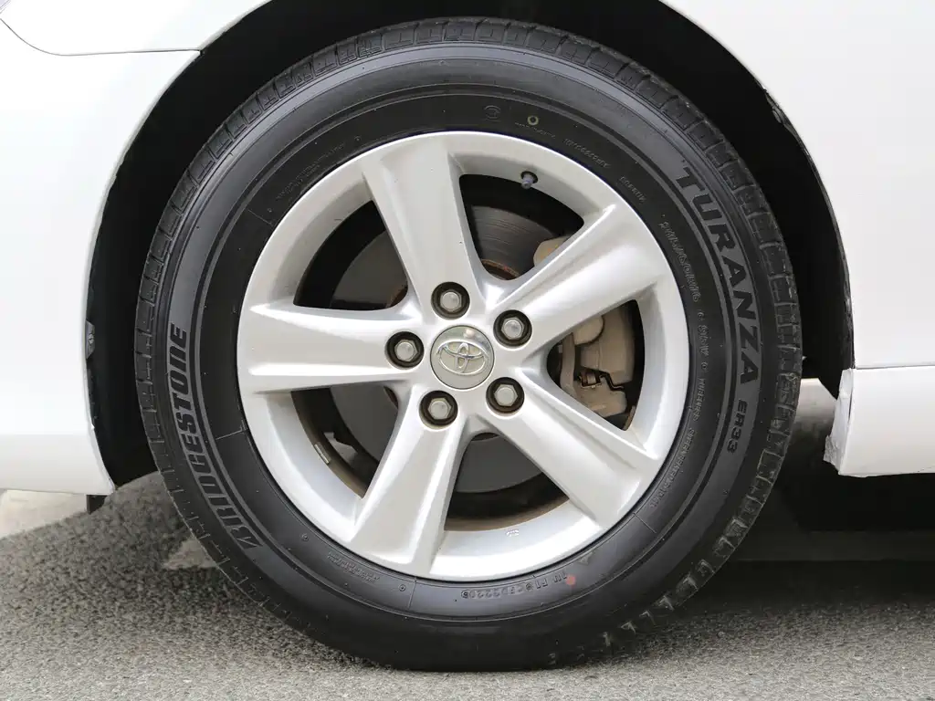 Toyota Reiz — миниатюра 17