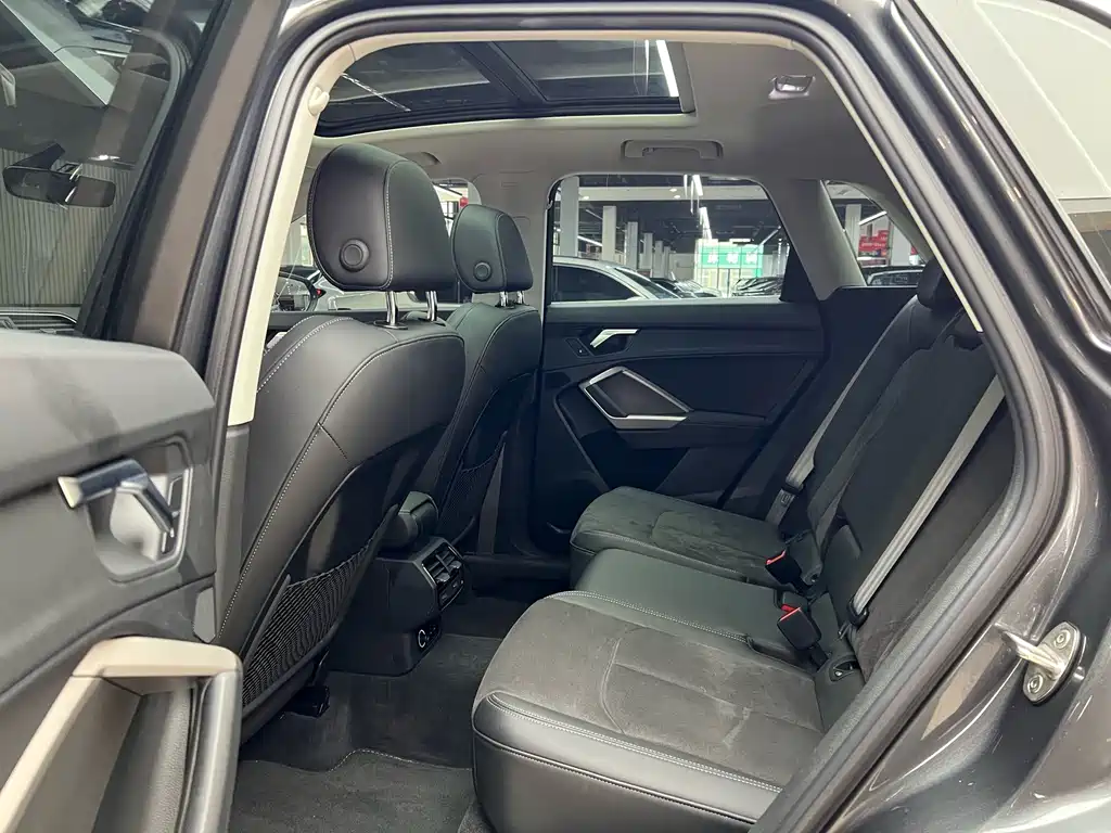 Audi Q3 — миниатюра 15