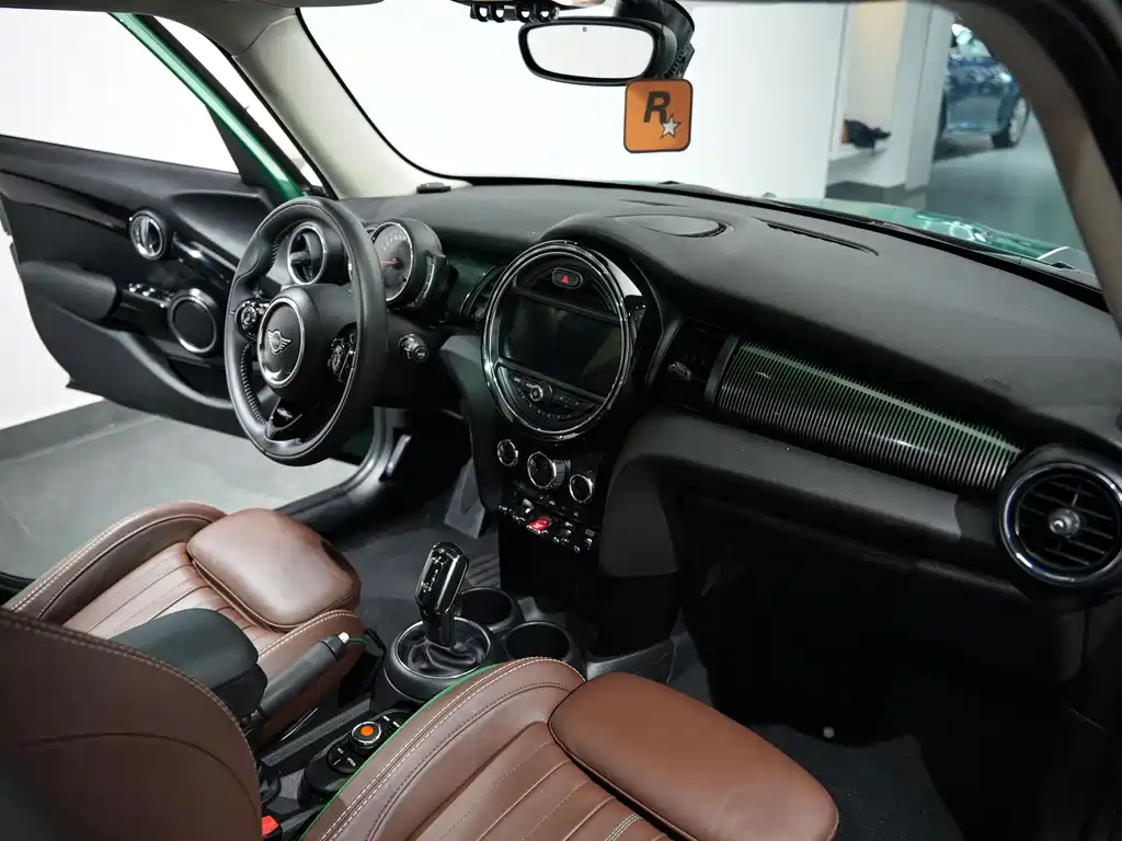 MINI Mini — миниатюра 20