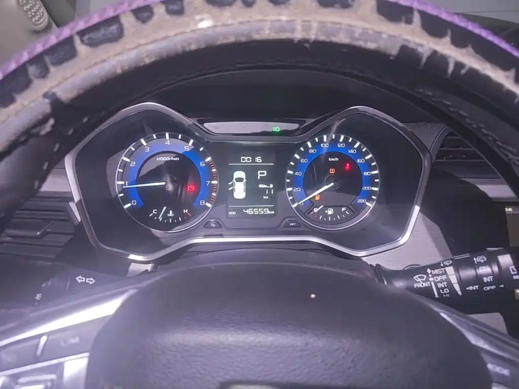 Geely Vision X3 — миниатюра 8