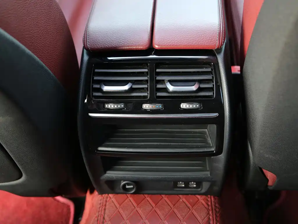 BMW 5 Series — миниатюра 16